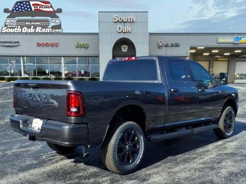 Granite Crystal Metallic Clearcoat 2026 RAM 2500 Big Horn Crew Cab 4x4 6'4' Box