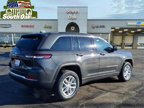 2026 Jeep Grand Cherokee Altitude