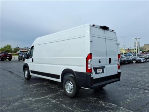 Bright White Clearcoat 2026 RAM ProMaster 2500 High Roof