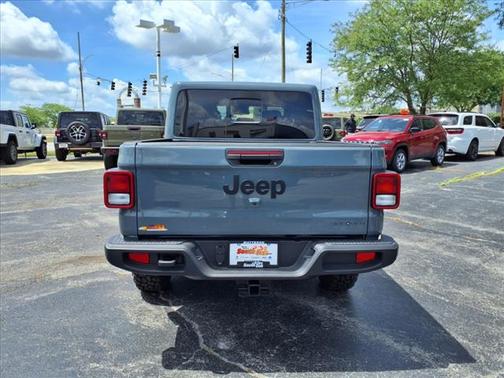 2025 Jeep Gladiator High Tide