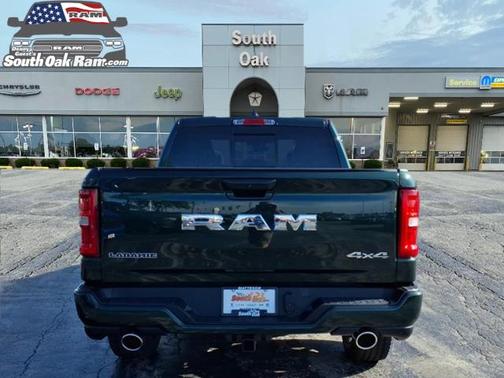 Serrano Green Metallic 2026 RAM 1500 Laramie