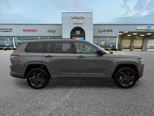 Sting-Gray Clearcoat 2027 Jeep Grand Cherokee L Limited