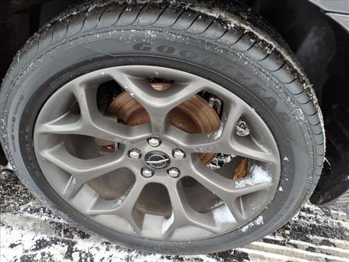 2018 Chrysler 300 Touring