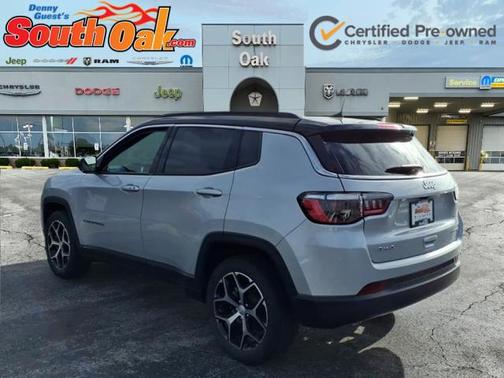 Silver Zynith Metallic Clearcoat 2024 Jeep Compass Limited