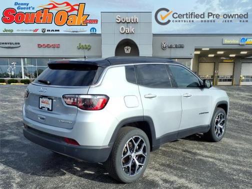 Silver Zynith Metallic Clearcoat 2024 Jeep Compass Limited