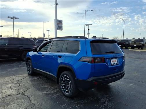 2026 Jeep Cherokee Laredo 4x4