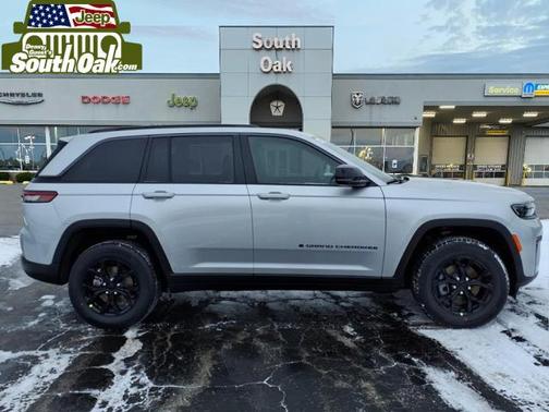 2026 Jeep Grand Cherokee Altitude