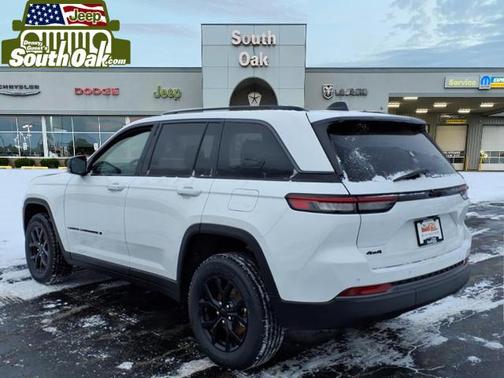 2026 Jeep Grand Cherokee Altitude