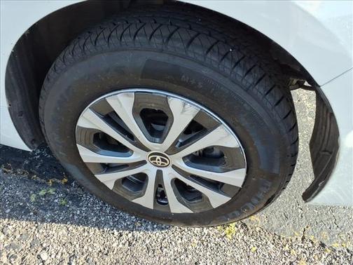 Wind Chill Pearl 2022 Toyota Prius XLE