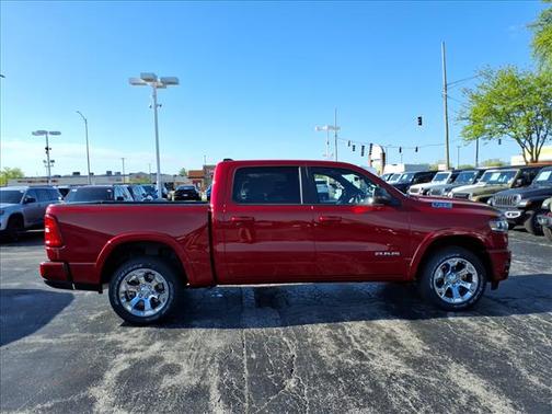 Molten Red Pearlcoat 2026 RAM 1500 Big Horn/Lone Star