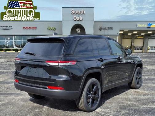 2025 Jeep Grand Cherokee Altitude