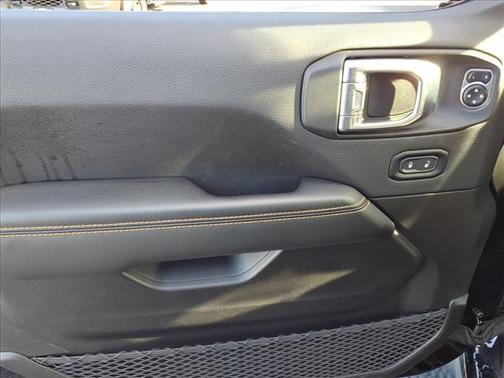 Black Clearcoat 2025 Jeep Wrangler 4xe Sahara