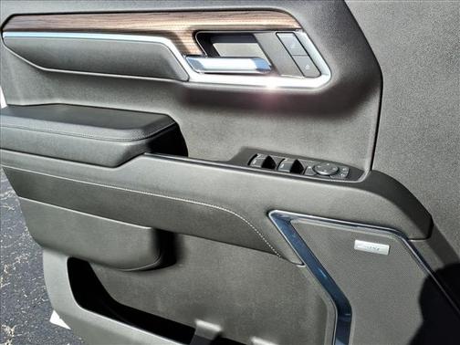 Summit White 2023 Chevrolet Silverado 1500 LT Trail Boss
