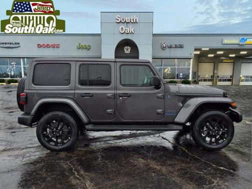 2025 Jeep Wrangler 4xe Sahara