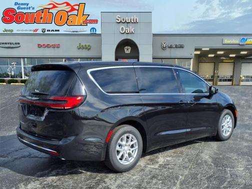 2025 Chrysler Pacifica L