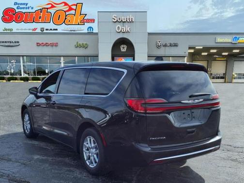 2025 Chrysler Pacifica L