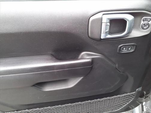 2021 Jeep Gladiator Willys 4x4