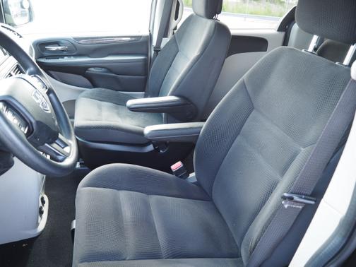 2019 Dodge Grand Caravan SE for sale in Matteson, IL - image 11