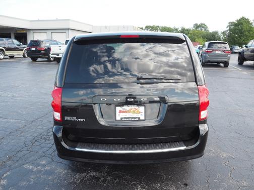 2019 Dodge Grand Caravan SE for sale in Matteson, IL - image 5