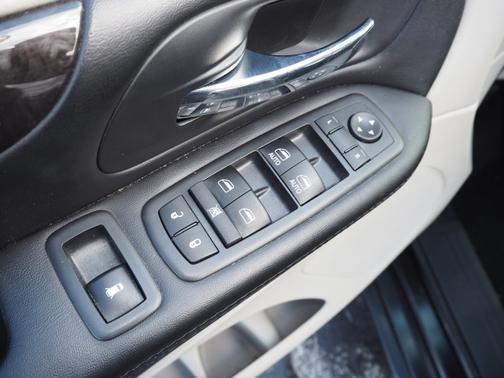 2019 Dodge Grand Caravan SE for sale in Matteson, IL - image 12