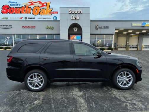 DB Black Crystal Clearcoat 2026 Dodge Durango GT Plus