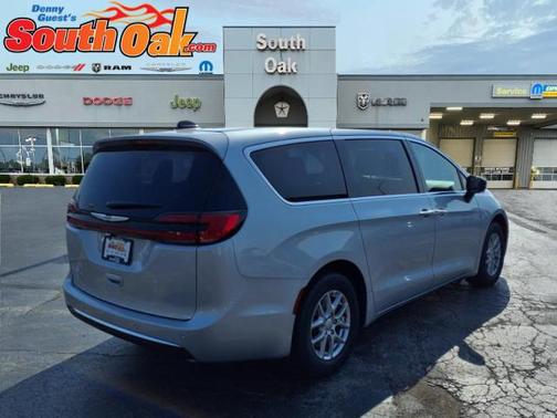 2026 Chrysler Pacifica L