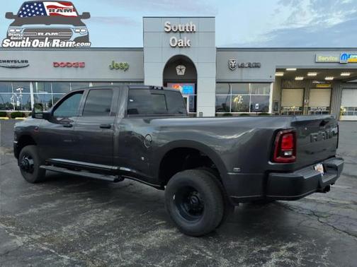 Granite Crystal Metallic Clearcoat 2026 RAM 3500 Tradesman Crew Cab 4x4 8' Box