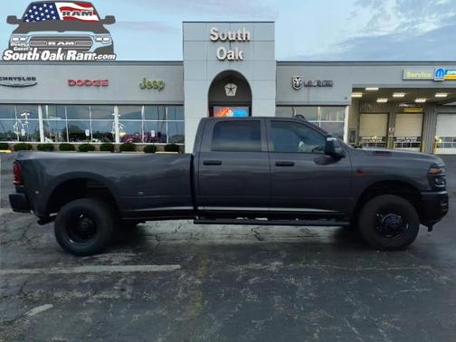 Granite Crystal Metallic Clearcoat 2026 RAM 3500 Tradesman Crew Cab 4x4 8' Box