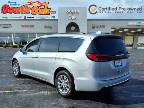 2022 Chrysler Pacifica Touring L