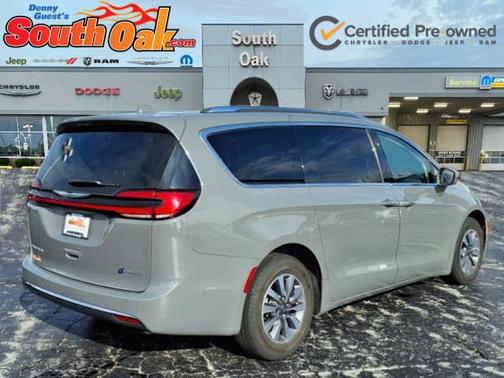 2021 Chrysler Pacifica Hybrid Touring L