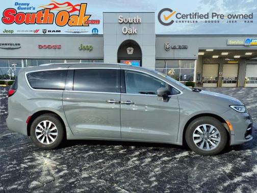 2021 Chrysler Pacifica Hybrid Touring L