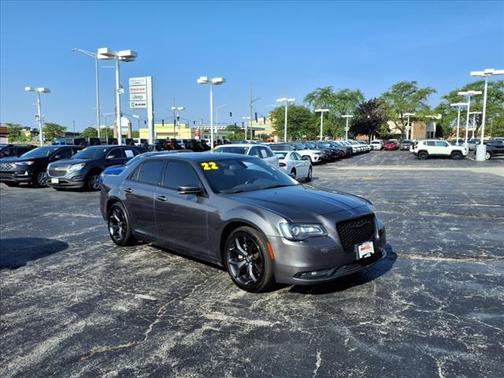 2022 Chrysler 300 S