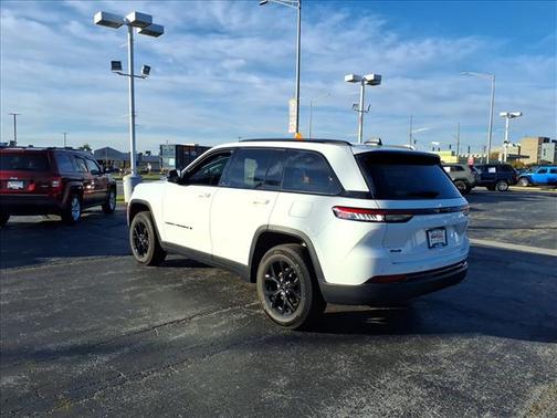 2024 Jeep Grand Cherokee Altitude