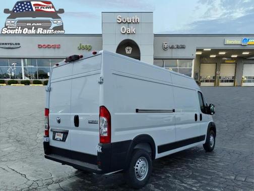 Bright White Clearcoat 2026 RAM ProMaster 2500 Tradesman