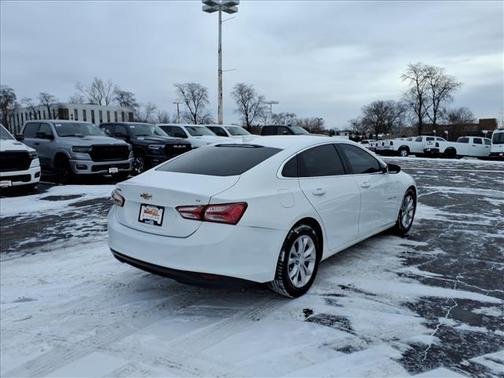 2022 Chevrolet Malibu FWD LT