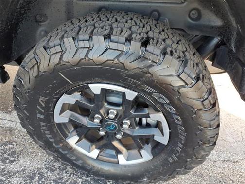 Granite Crystal Metallic Clearcoat 2025 Jeep Wrangler 4xe Rubicon