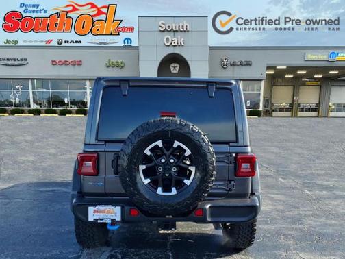 Granite Crystal Metallic Clearcoat 2025 Jeep Wrangler 4xe Rubicon