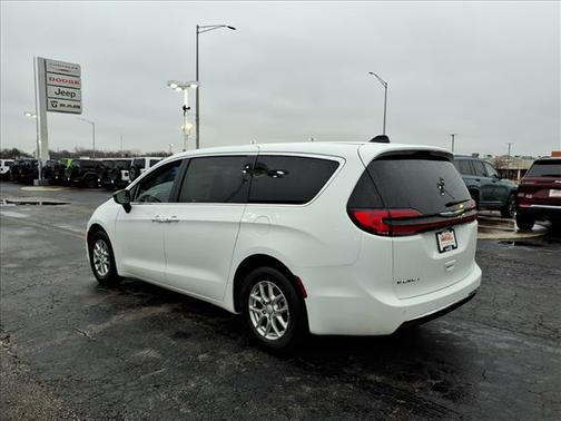 2026 Chrysler Pacifica L