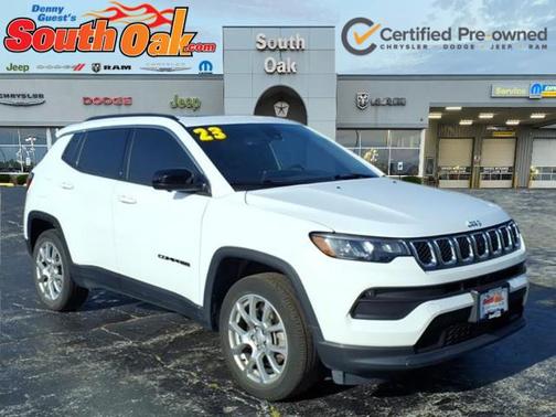 Bright White Clearcoat 2023 Jeep Compass Latitude Lux