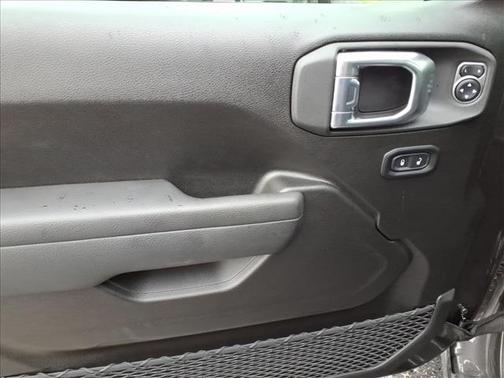 Granite Crystal Metallic Clearcoat 2026 Jeep Wrangler Sport S