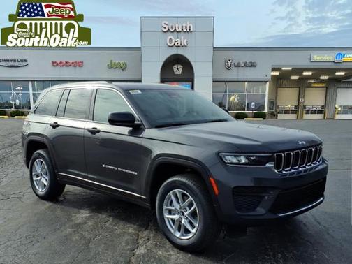 2026 Jeep Grand Cherokee Laredo