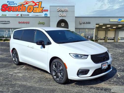 2026 Chrysler Pacifica L