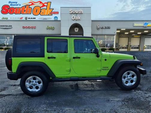 Gecko Pearlcoat 2012 Jeep Wrangler Unlimited Sport