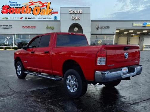 2024 RAM 2500 Big Horn Crew Cab 4x4 6'4' Box
