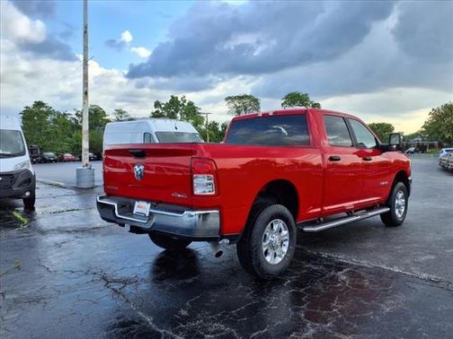 2024 RAM 2500 Big Horn Crew Cab 4x4 6'4' Box