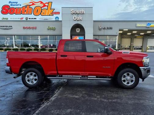 2024 RAM 2500 Big Horn Crew Cab 4x4 6'4' Box