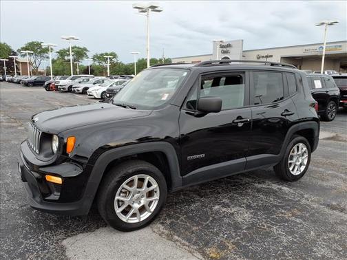 Black Clearcoat 2022 Jeep Renegade Latitude