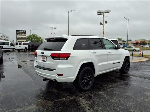 2018 Jeep Grand Cherokee Altitude