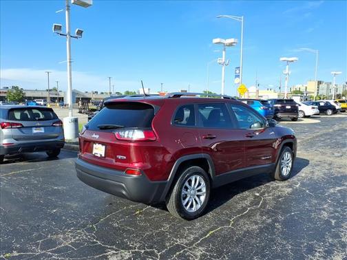 Velvet Red Pearlcoat 2021 Jeep Cherokee Latitude