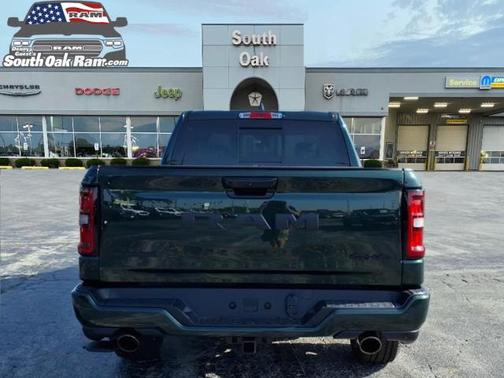 Serrano Green Metallic 2026 RAM 1500 Big Horn/Lone Star